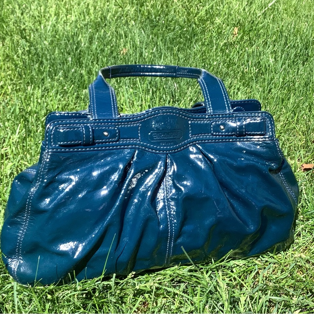Nice COACH bag - RARE color 🌹🌹 - Picture 2 of 16